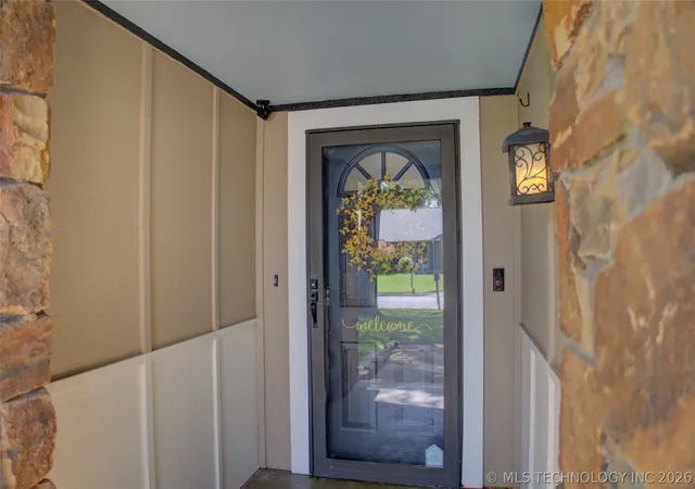 Photo 3 of Sale Pending at 6518 S 110th Eastavenue, Tulsa, OK 74133 | MLS# 2623727 | Listing updated on 2026-09-03
