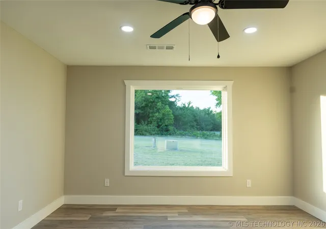 Photo 29 of Sale Pending at 6976 Lakeside Cir, Kingston, OK 73439 | MLS# 2623716 | Listing updated on 2026-09-09