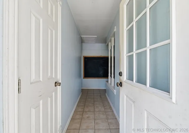Photo 4 of Single family home for sale at 13685 E Crestview Dr, Claremore, OK 74019 | MLS# 2624383 | Listing updated on 2026-09-11