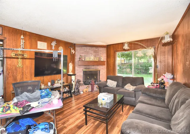 Photo 3 of Single family home for sale at 1431 S 123rd Eastplace, Tulsa, OK 74128 | MLS# 2624427 | Listing updated on 2026-09-14