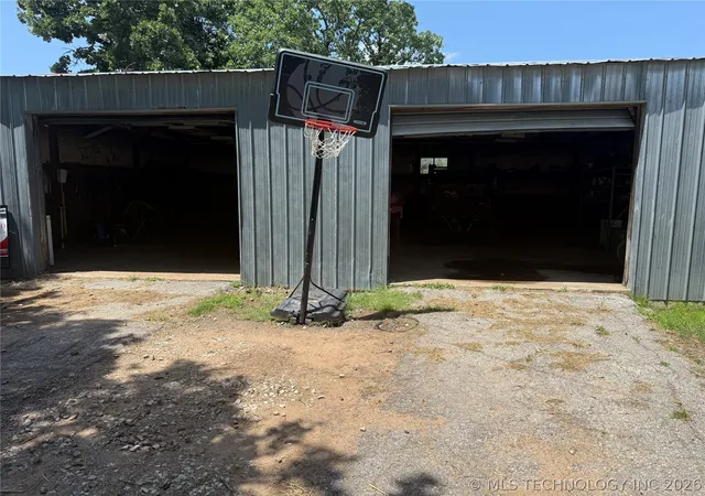 Photo 3 of Sale Pending at 1013 S 433rd Avenue W, Terlton, OK 74081 | MLS# 2623485 | Listing updated on 2026-08-30