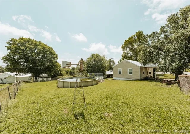 Single family home for sale at 200 N Wilson St, Fairfax, OK 74637 | MLS# 2623989 | Listing updated on 2026-09-12