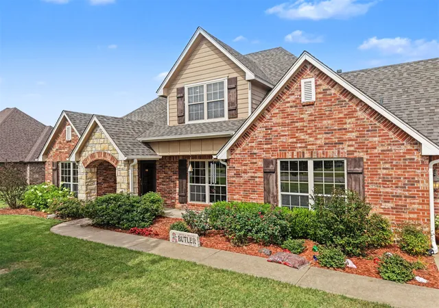 Photo 3 of Sale Pending at 14391 N Sandstone Ave, Skiatook, OK 74070 | MLS# 2624507 | Listing updated on 2026-09-09