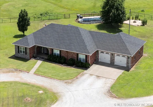 Photo 3 of Single family home for sale at 57455 E 230 Road, Afton, OK 74331 | MLS# 2624560 | Listing updated on 2026-09-08