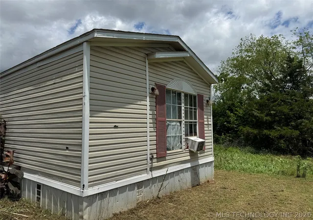 Photo 4 of Manufactured home for sale at 17225 S 299th Westavenue, Bristow, OK 74010 | MLS# 2623292 | Listing updated on 2026-09-12