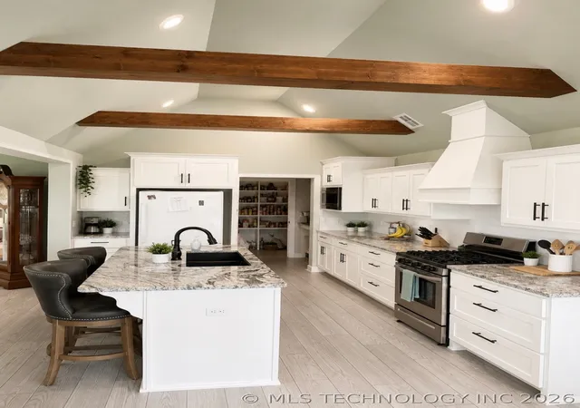 Photo 4 of Single family home for sale at 7110 E 137th Place N, Collinsville, OK 74021 | MLS# 2624624 | Listing updated on 2026-09-21