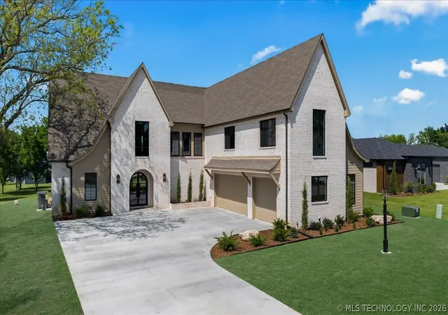 Photo 1 of Single family home for sale at 17683 E White Tail Cvs, Owasso, OK 74055 | MLS# 2624658 | Listing updated on 2026-09-10