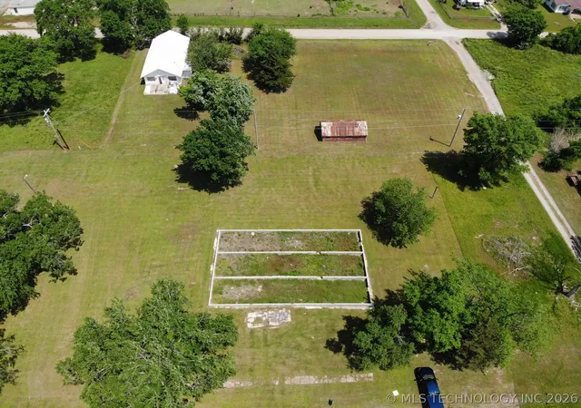 Photo 3 of Single family home for sale at 116 E 4th Street, Wynona, OK 74084 | MLS# 2624670 | Listing updated on 2026-09-08