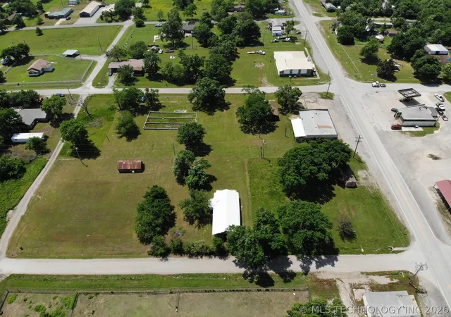 Photo 3 of Single family home for sale at 116 E 4th Street, Wynona, OK 74084 | MLS# 2624670 | Listing updated on 2026-09-08