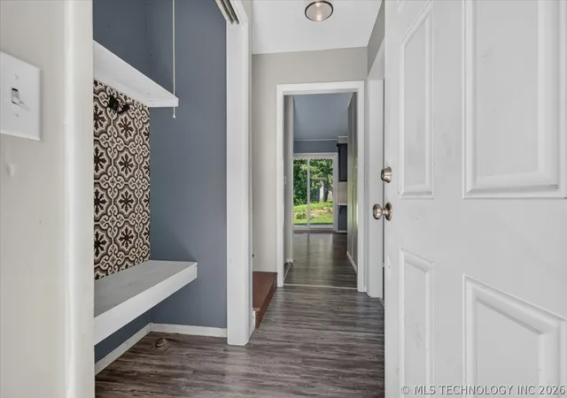 Photo 4 of Single family home for sale at 833 Winding Way, Bartlesville, OK 74006 | MLS# 2624674 | Listing updated on 2026-09-13