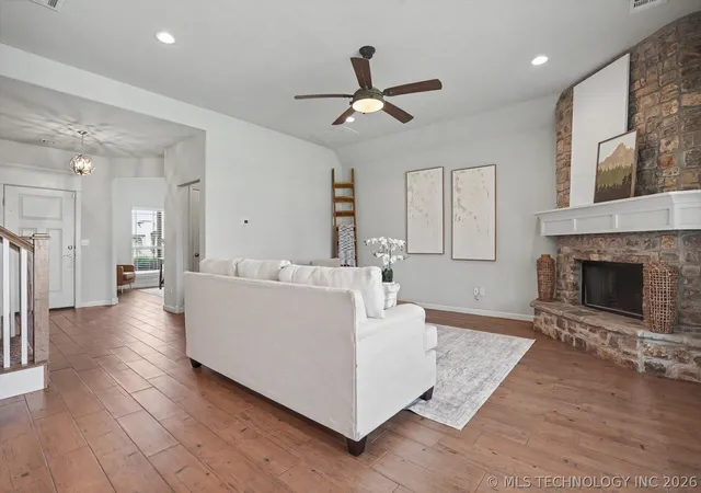 Photo 4 of Sale Pending at 6728 E 124th Place S, Bixby, OK 74008 | MLS# 2624802 | Listing updated on 2026-09-14