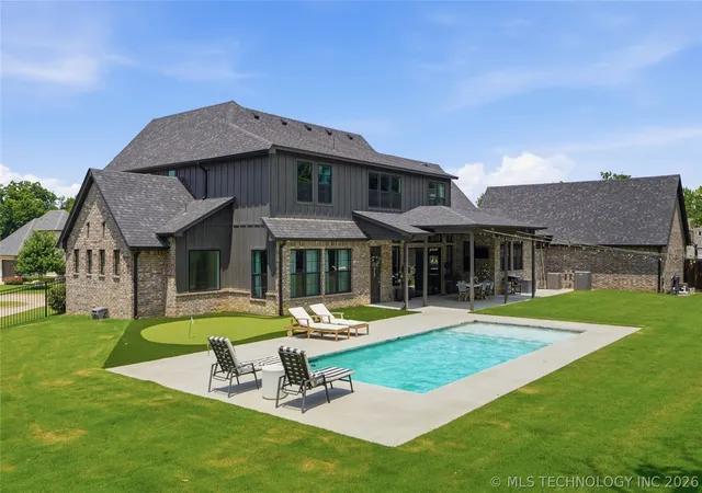 Photo 2 of Mansion for sale at 7785 Forest Ln, Tulsa, OK 74132 | MLS# 2624719 | Listing updated on 2026-09-04