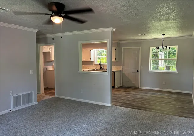 Photo 2 of Single family home for sale at 517 W Park St, Wagoner, OK 74467 | MLS# 2624884 | Listing updated on 2026-09-14