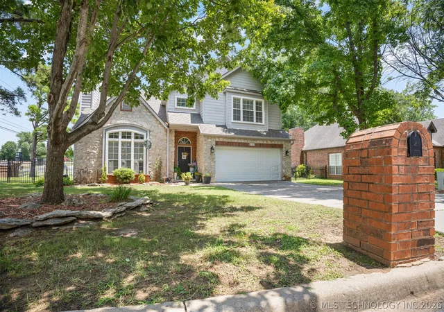 Photo 3 of Single family home for sale at 8105 S 86th Avenue, Tulsa, OK 74133 | MLS# 2624916 | Listing updated on 2026-09-08