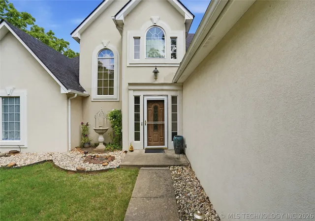 Photo 2 of Sale Pending at 1033 S 263 Westavenue, Sand Springs, OK 74063 | MLS# 2624988 | Listing updated on 2026-09-28