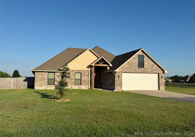 Photo 1 of Single family home for sale at 5937 S Julian Blvd, Muskogee, OK 74403 | MLS# 2624305 | Listing updated on 2026-09-12