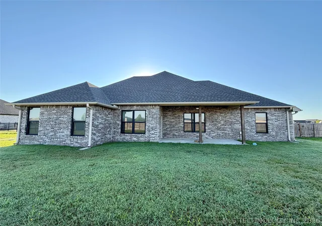 Photo 4 of Single family home for sale at 5937 S Julian Blvd, Muskogee, OK 74403 | MLS# 2624305 | Listing updated on 2026-09-12