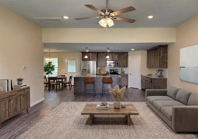 Photo 3 of Sale Pending at 29 Huntington Beach Dr, Durant, OK 74701 | MLS# 2624864 | Listing updated on 2026-09-20