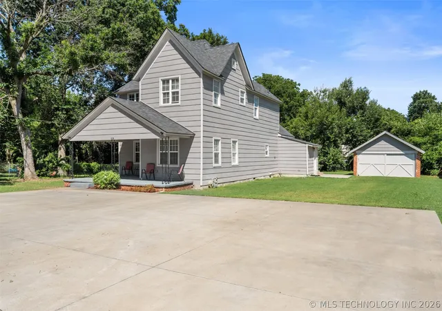 Photo 3 of Single family home for sale at 528 N Foreman St, Vinita, OK 74301 | MLS# 2624524 | Listing updated on 2026-08-31