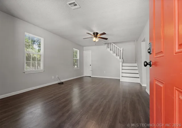 Photo 4 of Single family home for sale at 528 N Foreman St, Vinita, OK 74301 | MLS# 2624524 | Listing updated on 2026-08-31