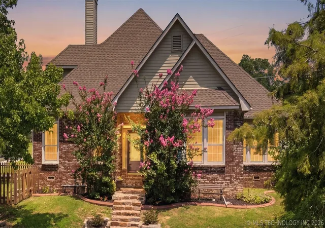 Photo 3 of Single family home for sale at 5541 E 77th Street, Tulsa, OK 74136 | MLS# 2625106 | Listing updated on 2026-09-14