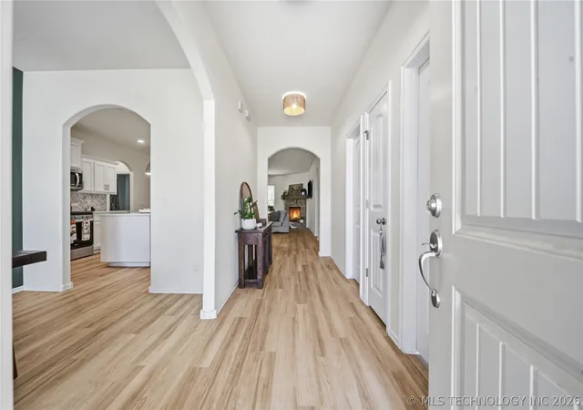Photo 3 of Single family home for sale at 6160 S 317th East Ave, Broken Arrow, OK 74014 | MLS# 2624474 | Listing updated on 2026-09-07