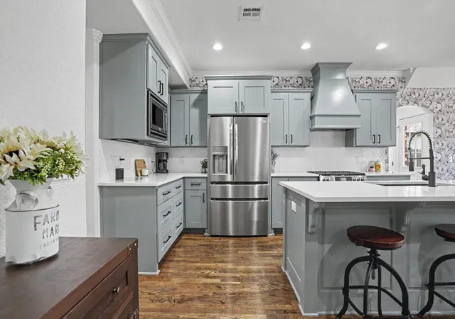 Photo 2 of Sale Pending at 306 W 127th Place S, Jenks, OK 74037 | MLS# 2624735 | Listing updated on 2026-08-29