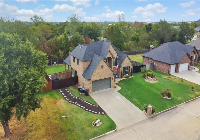 Photo 4 of Single family home for sale at 1002 Beretta Blvd, Durant, OK 74701 | MLS# 2625230 | Listing updated on 2026-09-14