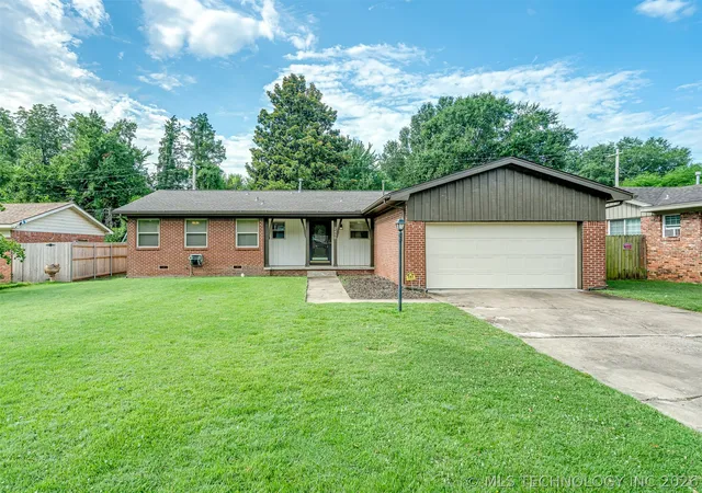 Photo 1 of Single family home for sale at 2486 E 54th Street, Tulsa, OK 74105 | MLS# 2625034 | Listing updated on 2026-09-04