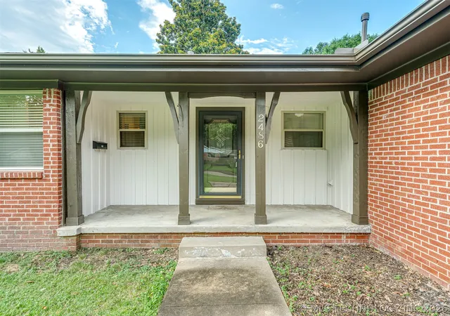Photo 2 of Single family home for sale at 2486 E 54th Street, Tulsa, OK 74105 | MLS# 2625034 | Listing updated on 2026-09-04