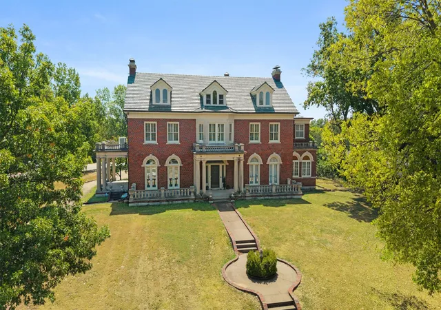 Photo 2 of Single family home for sale at 535 E 14th Street, Bartlesville, OK 74003 | MLS# 2624521 | Listing updated on 2026-10-01