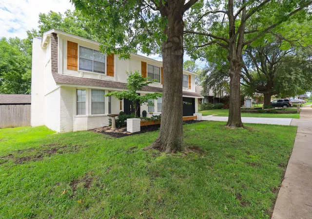 Photo 3 of Single family home for sale at 7120 S 76th Eastavenue, Tulsa, OK 74133 | MLS# 2625276 | Listing updated on 2026-09-10