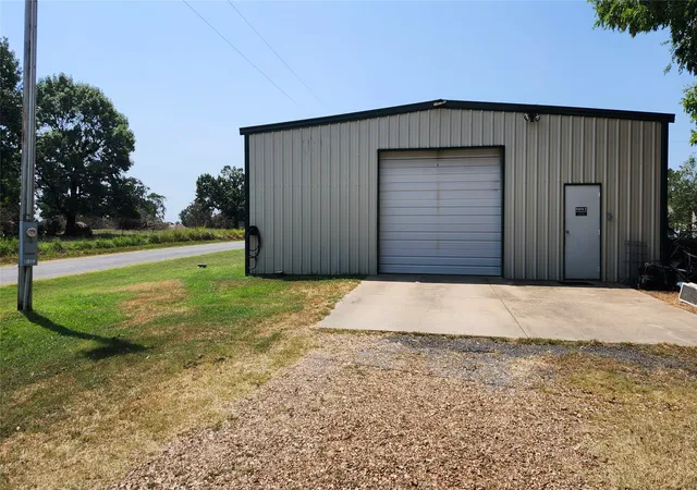 Photo 3 of Single family home for sale at 4302 S 445 Road, Salina, OK 74365 | MLS# 2625294 | Listing updated on 2026-08-31