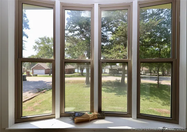Photo 3 of Manufactured home for sale at 506 Five Lakes Dr, Sulphur, OK 73086 | MLS# 2625038 | Listing updated on 2026-09-11