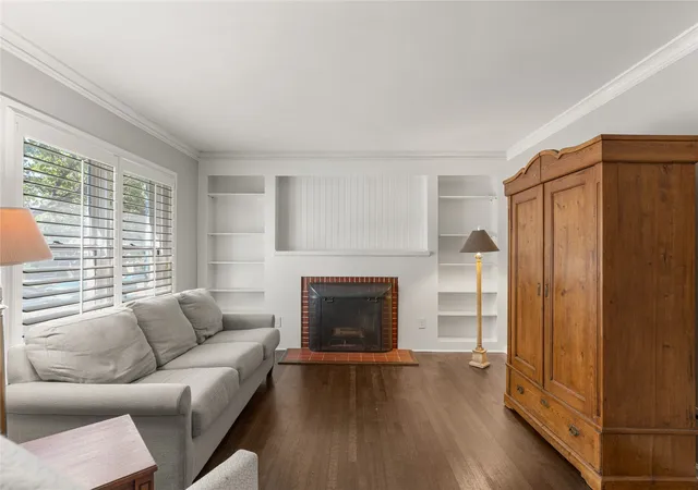 Photo 4 of Single family home for sale at 2617 E 18th Street, Tulsa, OK 74104 | MLS# 2624450 | Listing updated on 2026-09-14