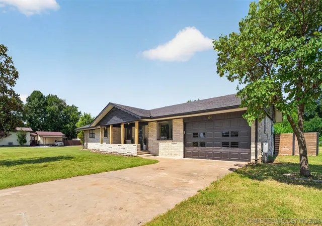 Photo 3 of Single family home for sale at 406 N William Penn, Adair, OK 74330 | MLS# 2625340 | Listing updated on 2026-09-04
