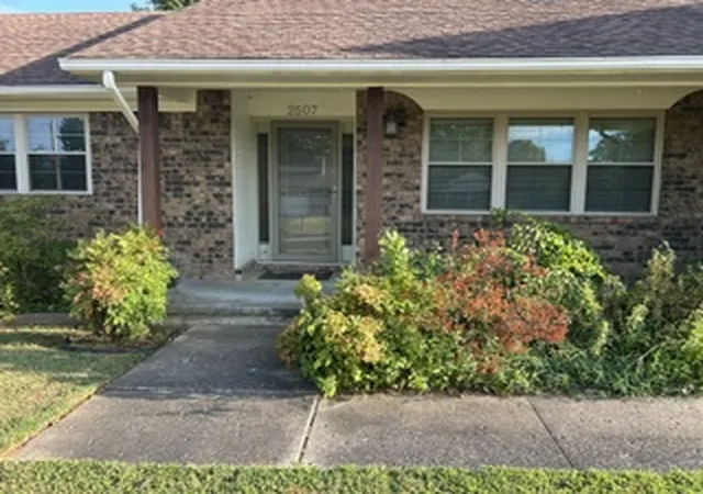 Photo 3 of Single family home for sale at 2507 Debby Jane Ln, Muskogee, OK 74403 | MLS# 2625356 | Listing updated on 2026-09-10