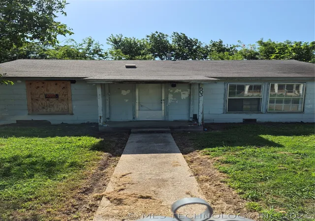 Photo 2 of Sale Pending at 503 N Broadway, Checotah, OK 74426 | MLS# 2625438 | Listing updated on 2026-09-08