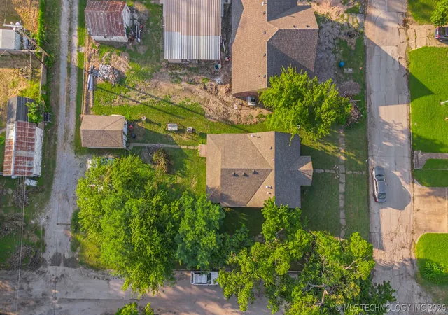 Photo 22 of Single family home for sale at 1001 N Choctaw St, Dewey, OK 74029 | MLS# 2625279 | Listing updated on 2026-08-30