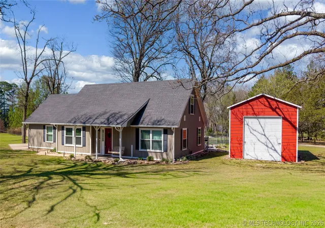 Single family home for sale at 34801 S 622 Road, Grove, OK 74344 | MLS# 2625457