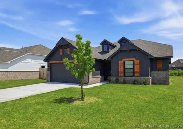 Photo 1 of Single family home for sale at 9537 E 131st Place S, Bixby, OK 74008 | MLS# 2623375 | Listing updated on 2026-08-31