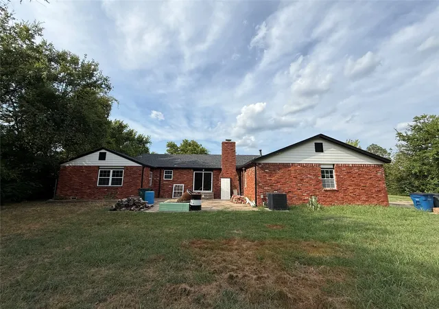 Photo 4 of Single family home for sale at 1146 E 50th Place N, Tulsa, OK 74126 | MLS# 2625500 | Listing updated on 2026-09-01