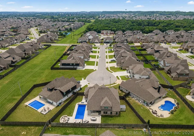 Photo 5 of Single family home for sale at 4206 S 168th Place E, Tulsa, OK 74134 | MLS# 2625529 | Listing updated on 2026-08-31