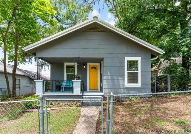 Photo 1 of Sale Pending at 306 N Grant Ave, Sand Springs, OK 74063 | MLS# 2625509 | Listing updated on 2026-09-02