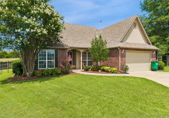 Photo 1 of Single family home for sale at 8509 N 100th Eastavenue, Owasso, OK 74055 | MLS# 2625666 | Listing updated on 2026-09-10