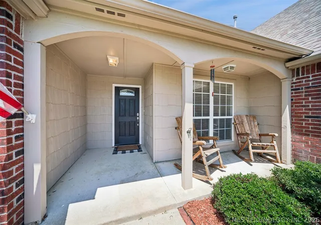 Photo 3 of Single family home for sale at 8509 N 100th Eastavenue, Owasso, OK 74055 | MLS# 2625666 | Listing updated on 2026-09-10