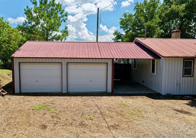 Photo 2 of Sale Pending at 417082 Mockingbird Ln, Eufaula, OK 74432 | MLS# 2625692 | Listing updated on 2026-09-30
