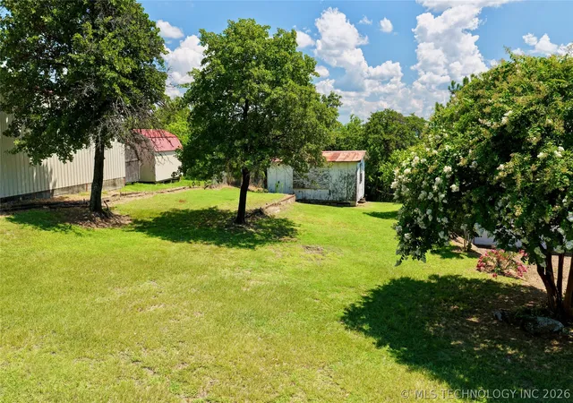 Photo 3 of Sale Pending at 417082 Mockingbird Ln, Eufaula, OK 74432 | MLS# 2625692 | Listing updated on 2026-09-30