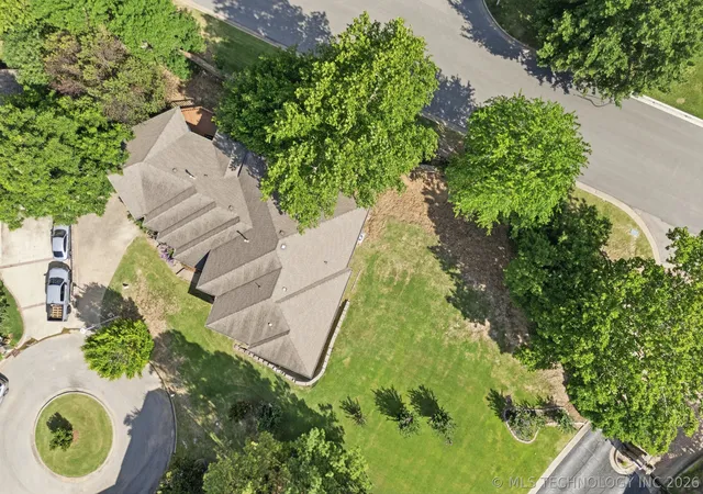 Photo 4 of Single family home for sale at 5831 E 75th Place, Tulsa, OK 74136 | MLS# 2625556 | Listing updated on 2026-09-13