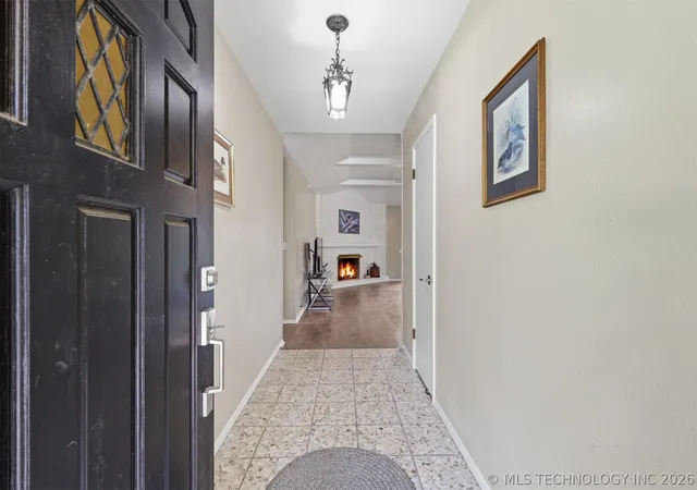 Photo 3 of Sale Pending at 3852 S 98th Eastavenue, Tulsa, OK 74146 | MLS# 2625663 | Listing updated on 2026-09-18